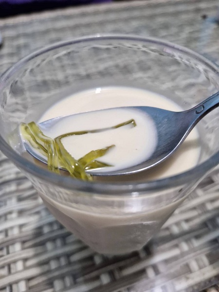 地元スーパーマーケットで売っている今日の一品「CENDOLBAHAGIA