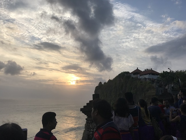 ウルワツ寺院 夕日