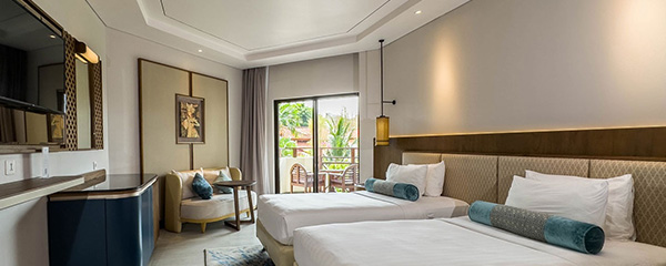 �O�����h�~���[�W�����]�[�g���^���\�o��