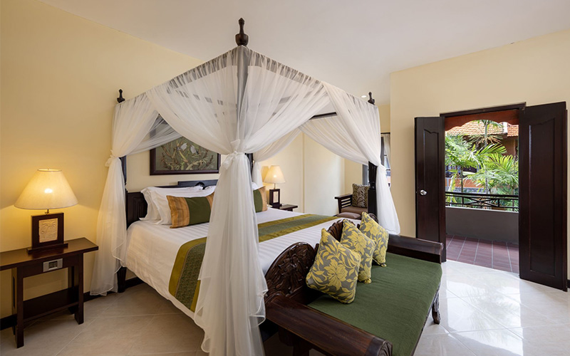 �A�f�B�_���}�z�e�� �N�^