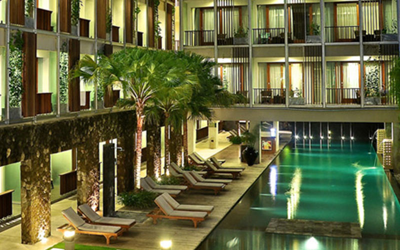 �U�E�w�C�u�� �o�� �X�~�j���b�N