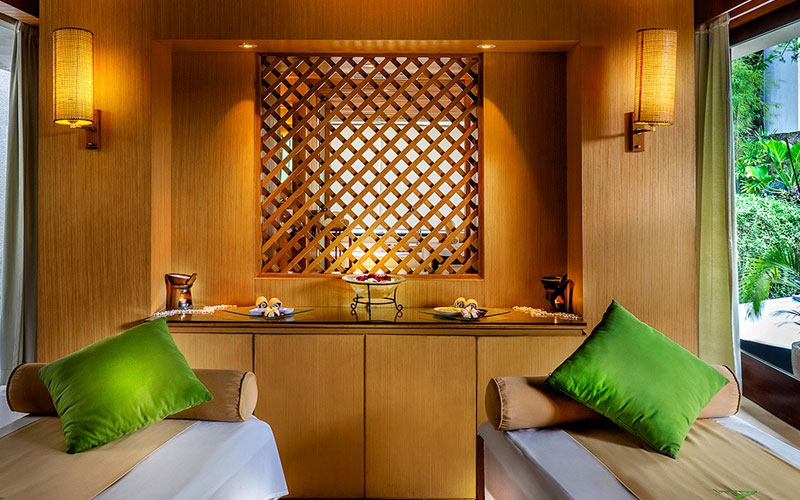 �U�E�w�C�u�� �o�� �X�~�j���b�N