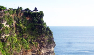 ウルワツ寺院（バリ島）