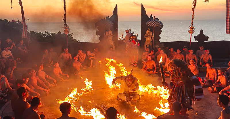 ケチャックファイヤーダンス