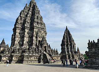 世界遺産ボロブドゥール遺跡、プランバナン寺院