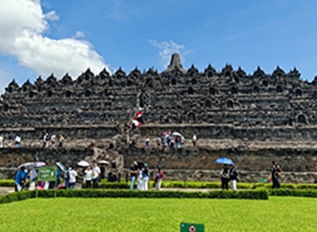世界遺産ボロブドゥール遺跡、プランバナン寺院