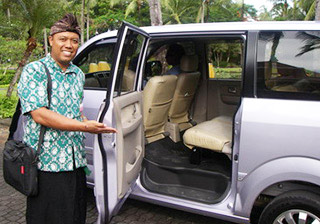 �y�ݐ؁z���o�����ŗ��s�����\���݂̕�����L�����y�[����*���{��K�C�h�Ɛ�p�ԃ`���[�^�[(8����)�̉摜4