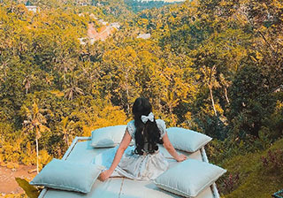 �o�����l�C�̐V���� �t�H�g�W�F�j�b�N�c�A�[�I�󒆃u�����R�u�o�� �X�E�B���O�v+�w���V�[�����`�{�E�u�h�U��̉摜2