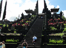 ブサキ寺院 イメージ画像